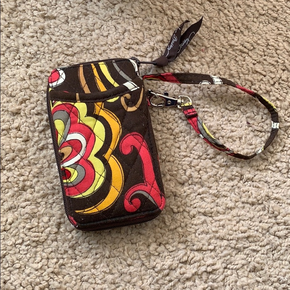 Vera wristlet